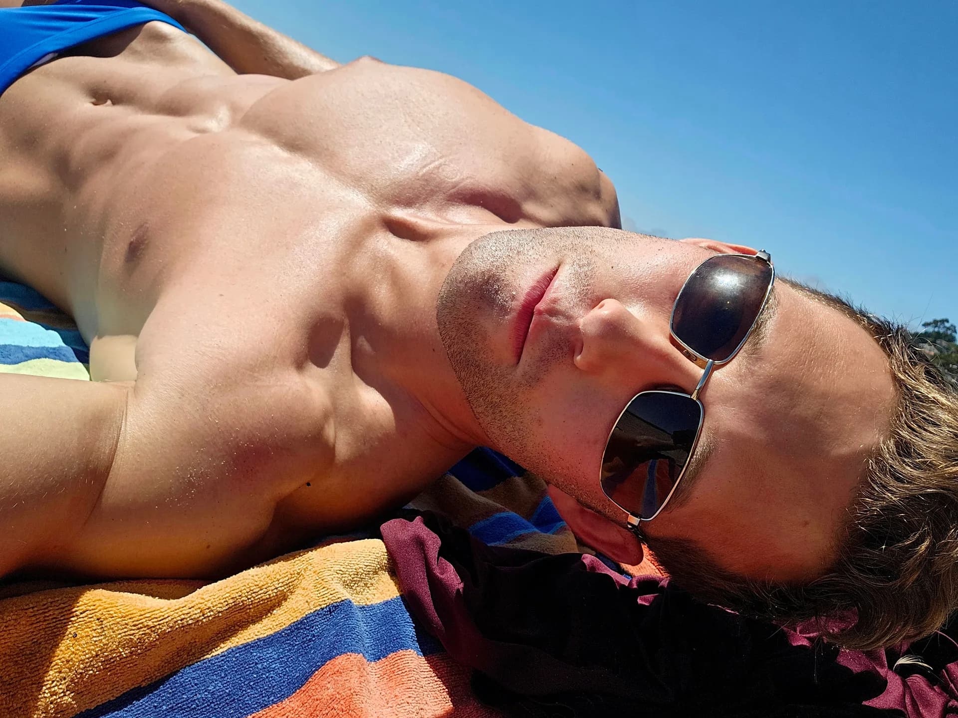 Looking for collab (girls only) photo 2